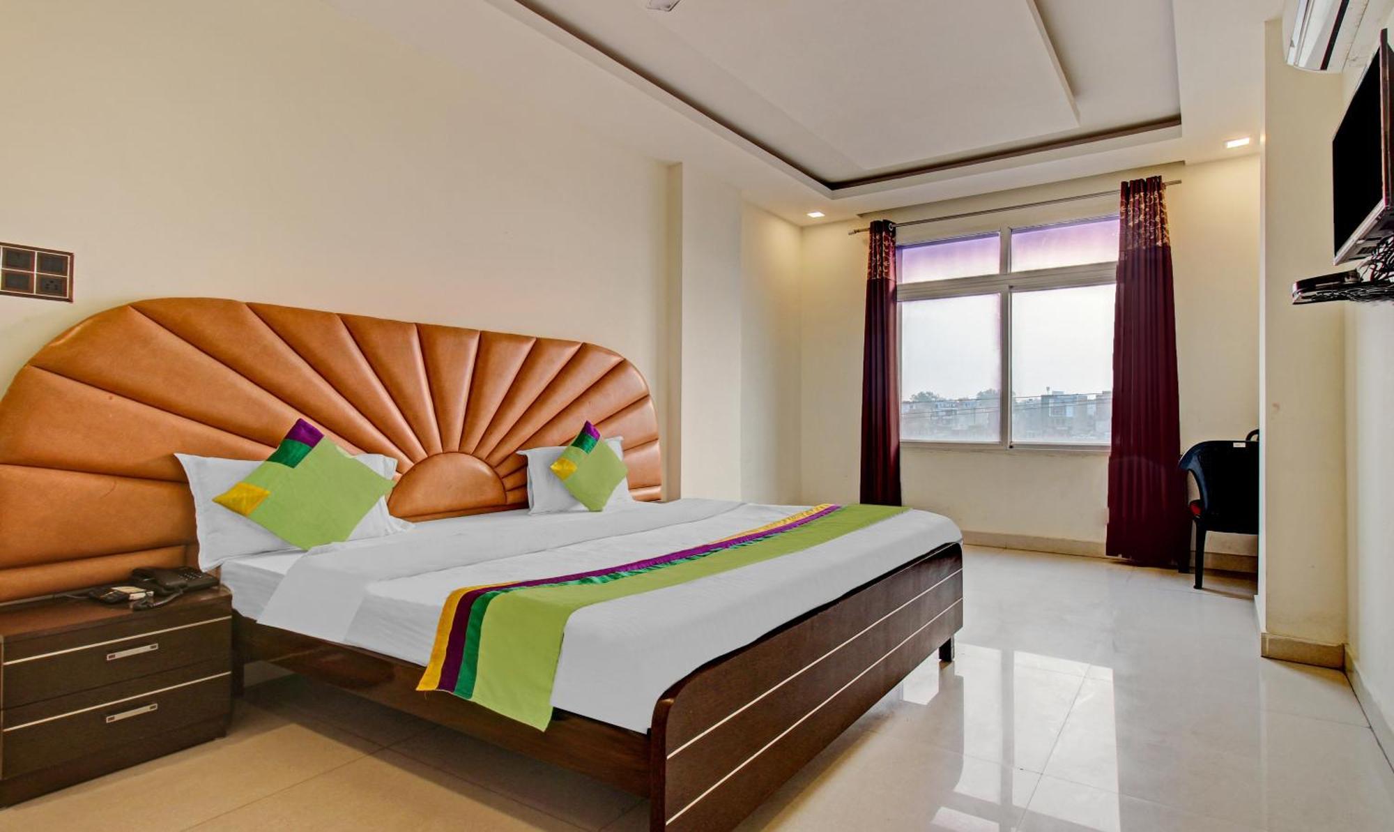 Treebo Silver Grand New Agreement Lucknow Exterior foto
