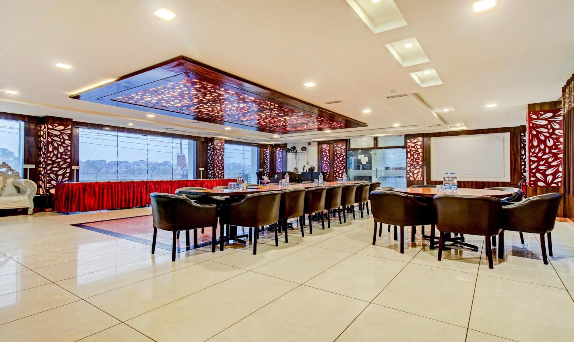 Treebo Silver Grand New Agreement Lucknow Exterior foto